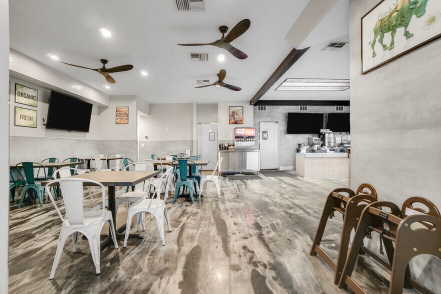 More Photos Of 1925 S El Camino Real, San Clemente Restaurant For Sale
