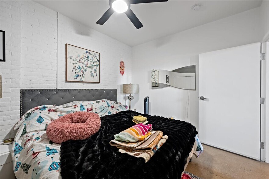 More Photos Of 128 N 8th St, Allentown Warehouse For Sale