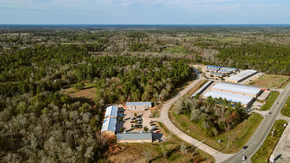 More Photos Of 15349 Summit Park Dr, Montgomery Unknown For Lease