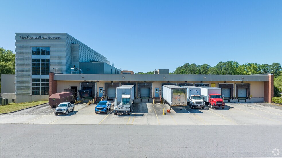 More Photos Of 458 Whitfield St, Fayetteville Manufacturing For Sale