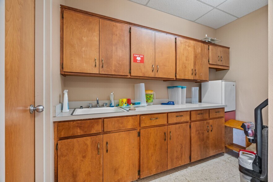 More Photos Of 1101 N Wheeler Ave, Sallisaw Religious Facility For Sale