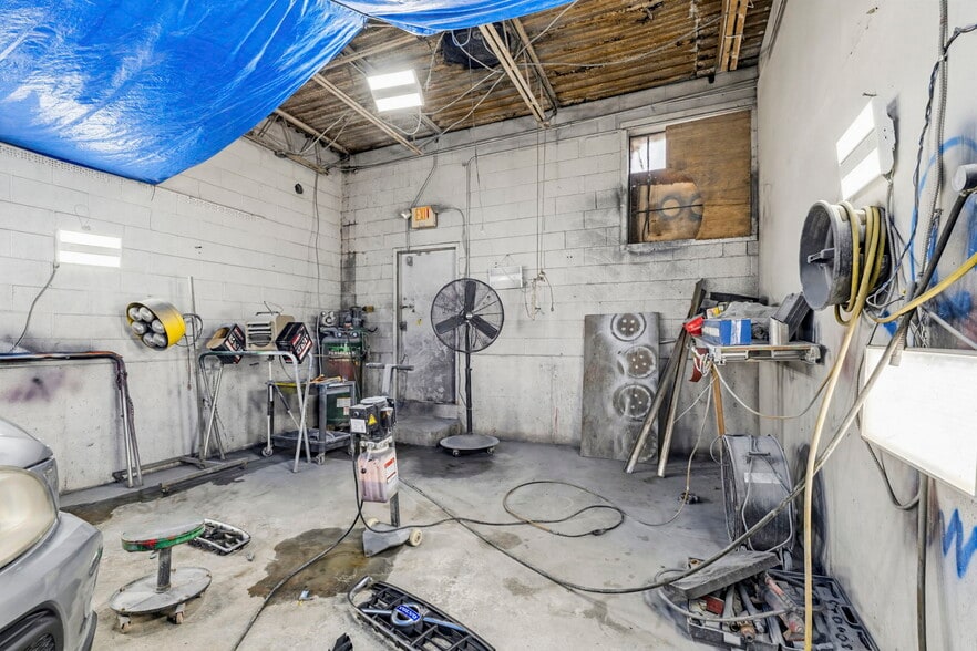 More Photos Of 6 Roberta Ave, Collingdale Warehouse For Sale