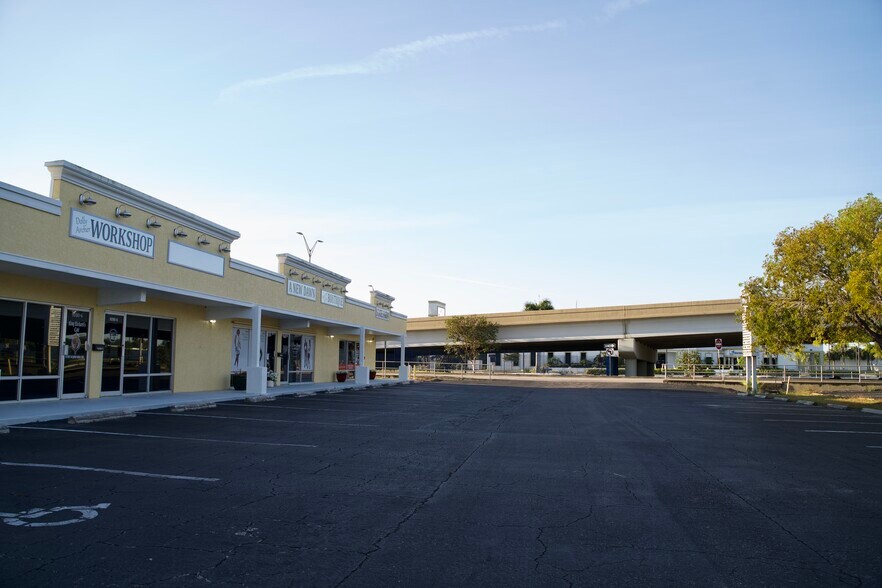 More Photos Of , Fort Myers General Retail For Sale