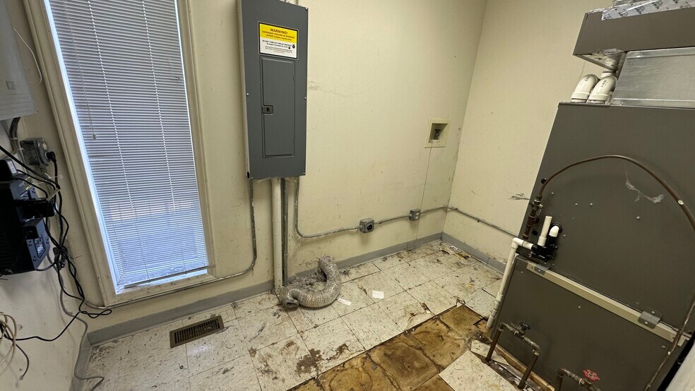 More Photos Of 444 Elmwood Ave, Alderson Medical For Sale