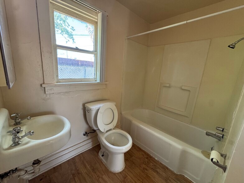 More Photos Of 2632 N Stone, Tucson Apartments For Sale