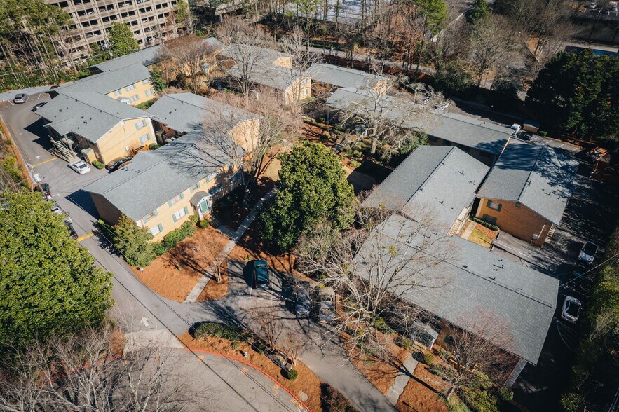 More Photos Of 3057 Pharr Court North Ct NW, Atlanta Multifamily For Sale