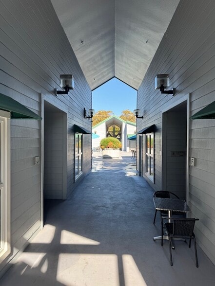 More Photos Of 652 Petaluma Ave, Sebastopol Medical For Lease