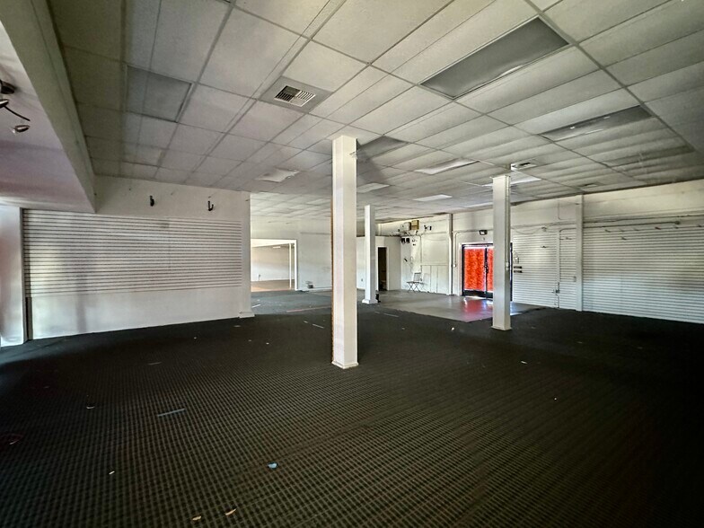 More Photos Of 718-734 Santa Monica Blvd, Santa Monica Storefront Retail Office For Lease