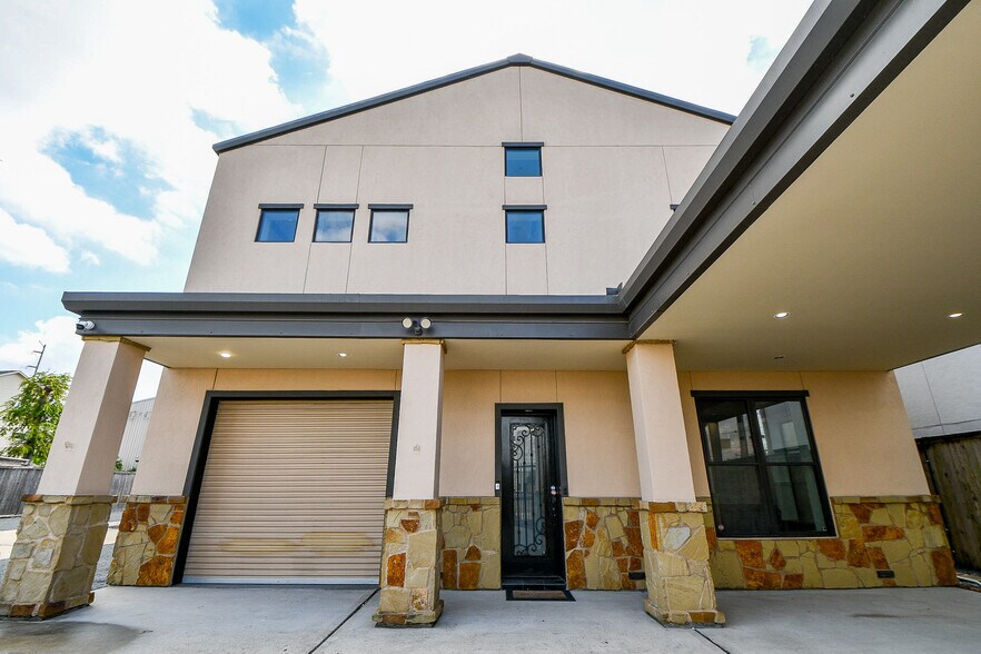 More Photos Of 4119 Allen St, Houston Office For Sale