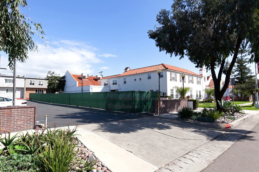 More Photos Of 7733 Girard Ave, La Jolla Land For Sale
