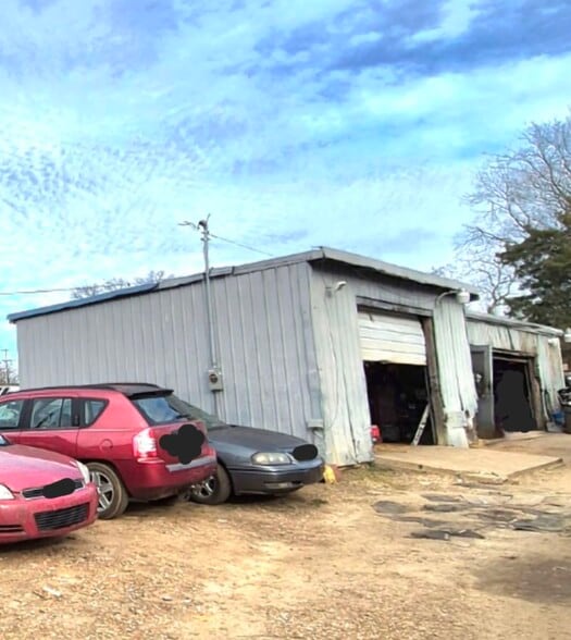 More Photos Of 618 N 3rd St, Memphis Auto Repair For Sale