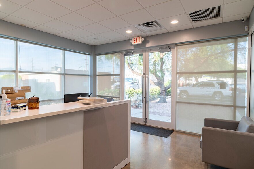 More Photos Of 870 S Campbell Ave, Tucson Warehouse For Sale