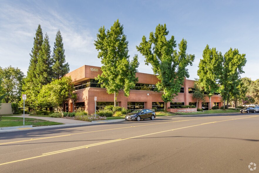 More Photos Of 1568 Creekside Dr, Folsom Office For Lease