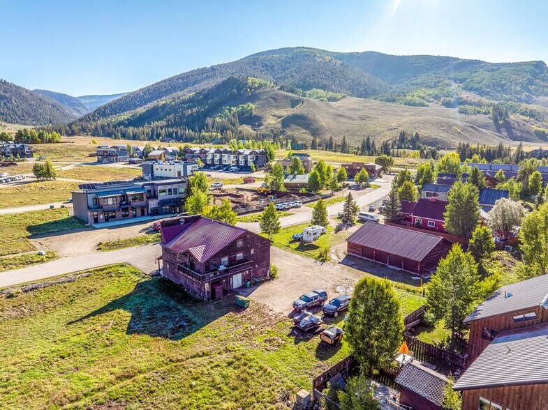 More Photos Of 81 Gillaspey Ave, Crested Butte General Retail For Sale
