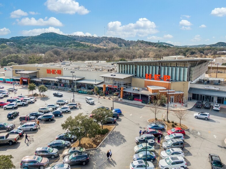 More Photos Of 24165 W IH-10, San Antonio Unknown For Lease
