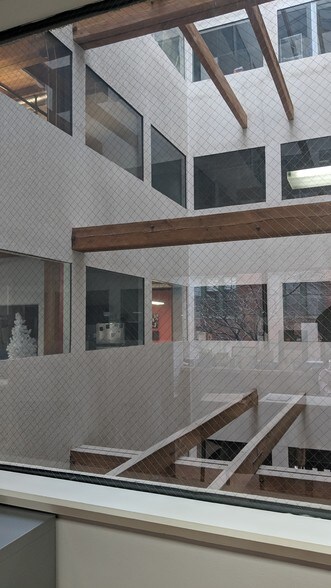 More Photos Of 910 W Van Buren St, Chicago Loft Creative Space For Lease