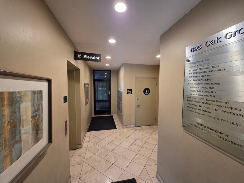 More Photos Of 695 Oak Grove Ave, Menlo Park Medical For Sale