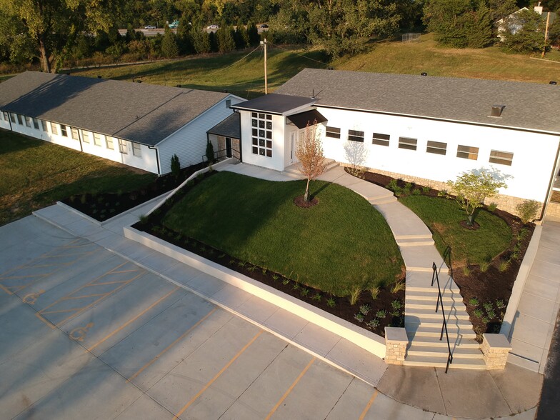 Primary Photo Of 5105 NW Waukomis Dr, Kansas City Religious Facility For Sale