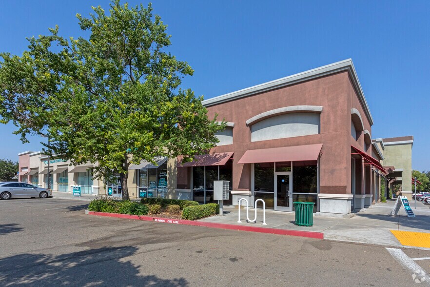 More Photos Of 261 Spreckels Dr, Manteca Unknown For Lease