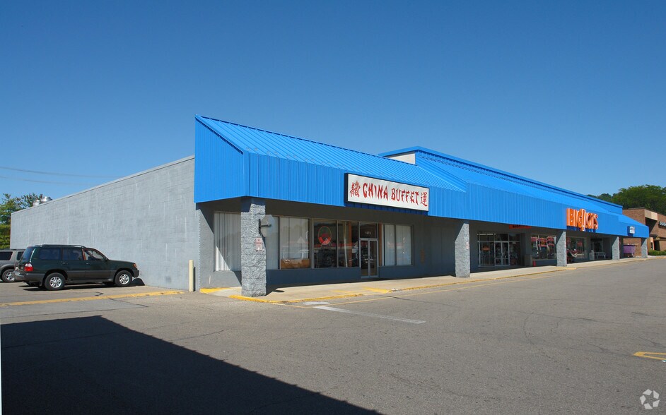 More Photos Of 1213-1283 N Memorial Dr, Lancaster Unknown For Lease