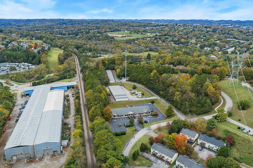 More Photos Of 9080 Barbee Ln, Knoxville Medical For Lease