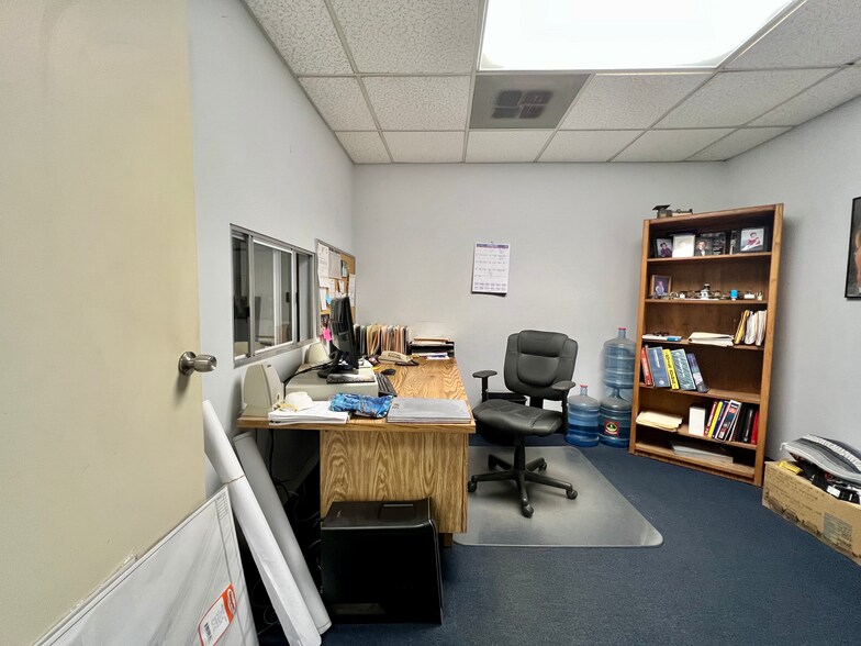 More Photos Of 14620 Novice St, Panorama City Warehouse For Sale