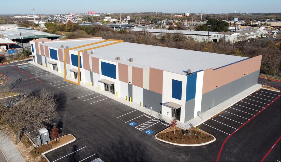 More Photos Of 9702 Ball St, San Antonio Distribution For Lease