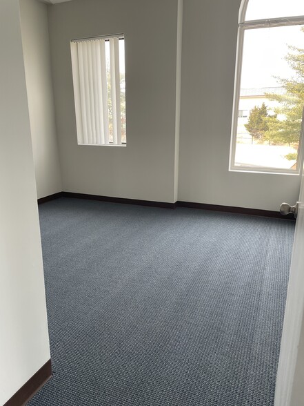 More Photos Of 3102-3114 Golansky Blvd, Woodbridge Medical For Lease