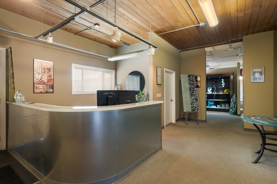 More Photos Of 927 Rainier Ave S, Seattle Manufacturing For Sale