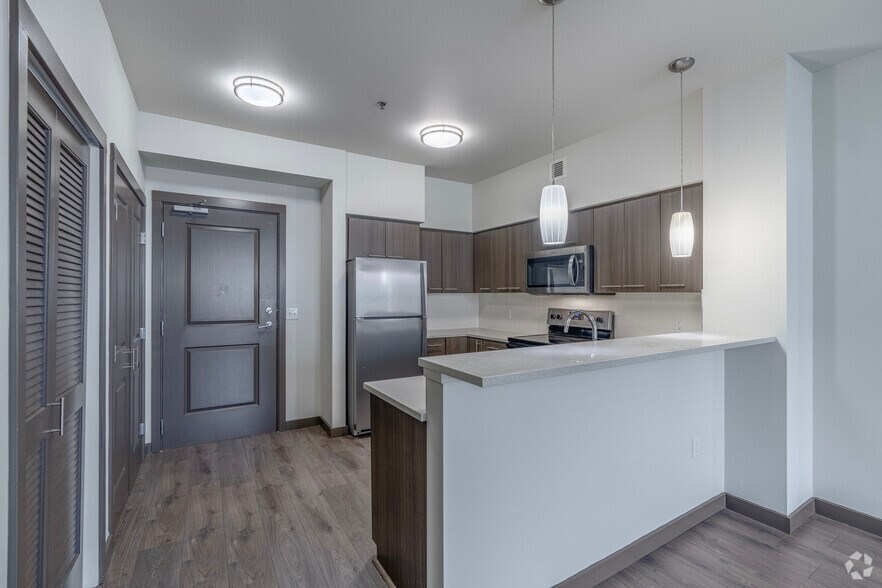 More Photos Of 6523 NE Cherry Dr, Hillsboro Apartments For Lease