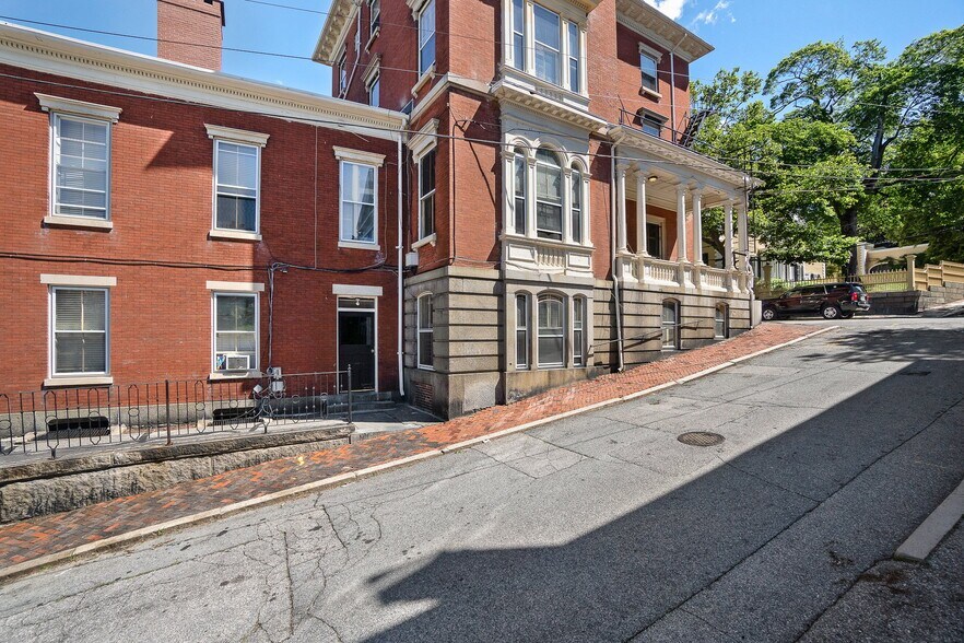 More Photos Of 110 Benefit St, Providence Apartments For Sale