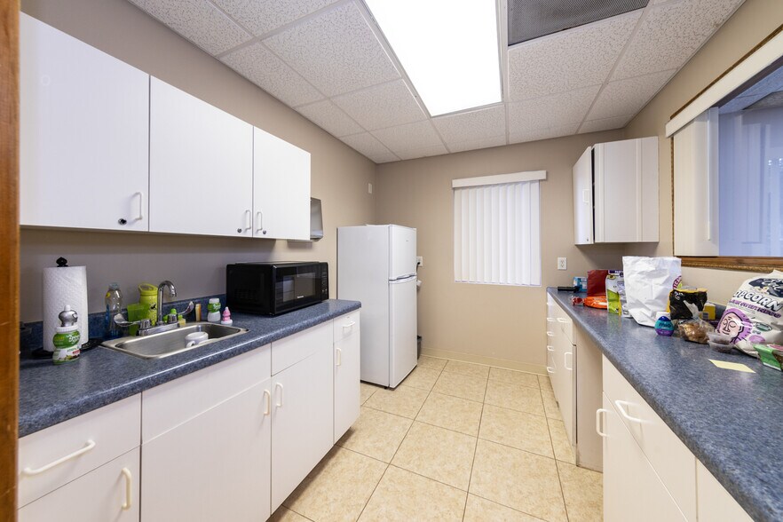 More Photos Of 26 Office Park Dr, Palm Coast Medical For Sale
