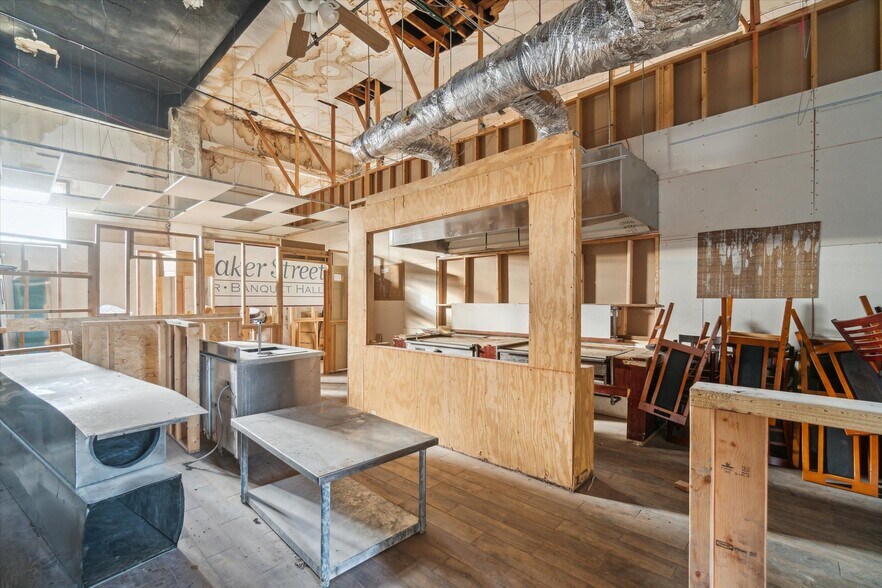 More Photos Of 107 Baker St, Waunakee Storefront Retail Office For Sale