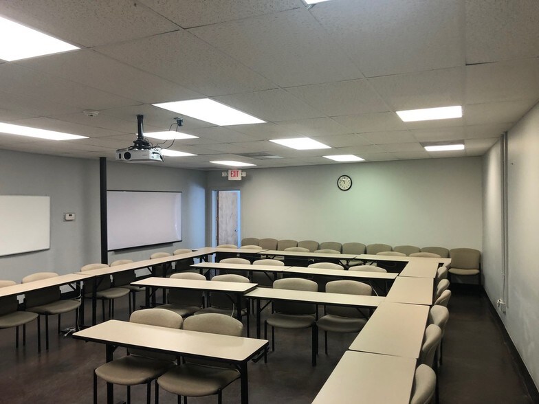 More Photos Of 392-394 Meeting St, Charleston Office For Sale
