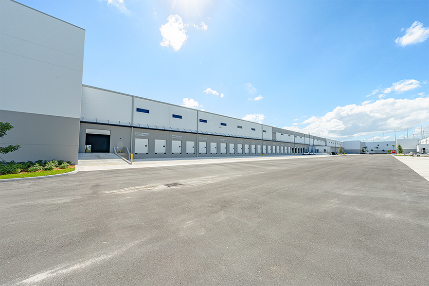 More Photos Of 311 Racetrack Loop, Pompano Beach Unknown For Lease