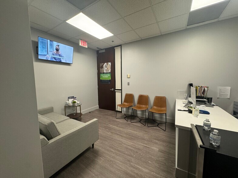 More Photos Of 9380 SW 150th St, Miami Medical For Lease