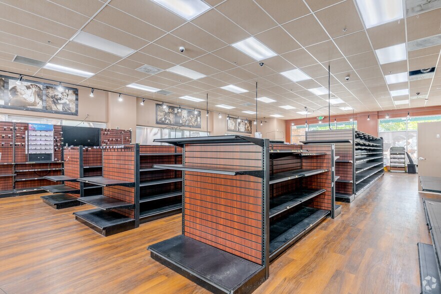 More Photos Of 2510-2520 Quarry Lake Dr, Baltimore Unknown For Lease