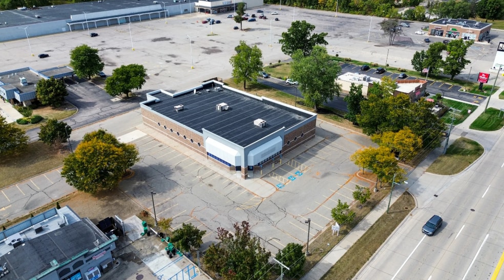 More Photos Of 51037 Van Dyke Ave, Shelby Township Drugstore For Sale