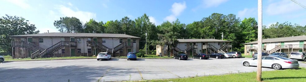 More Photos Of 2601 Cole St, Tuskegee Institute Apartments For Sale