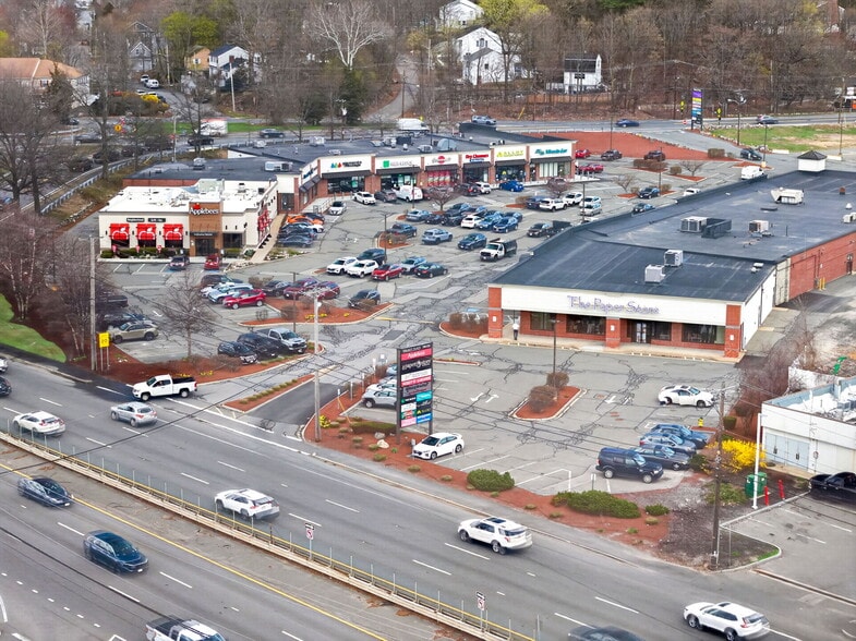Primary Photo Of 214 Broadway, Saugus Unknown For Lease