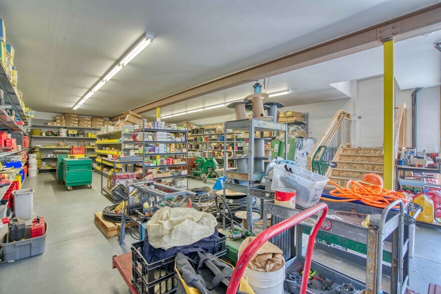 More Photos Of 1120 Boston Ave, Longmont Warehouse For Lease