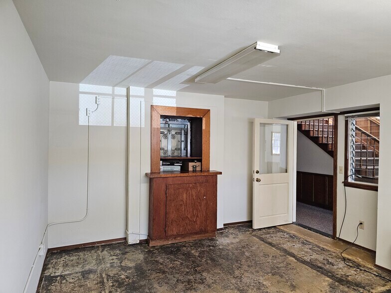 More Photos Of 4630 Soquel Dr, Soquel Office For Lease