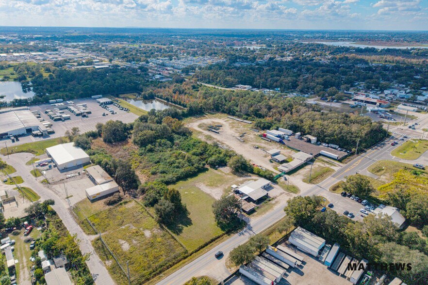 More Photos Of 2721 E Main St, Lakeland Garden Center For Sale