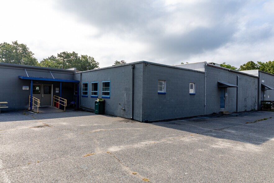 More Photos Of 1649 Castpa Pl, Vineland Manufacturing For Sale