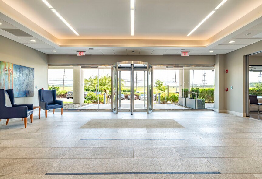 More Photos Of 2001 Route 46, Parsippany Office For Lease