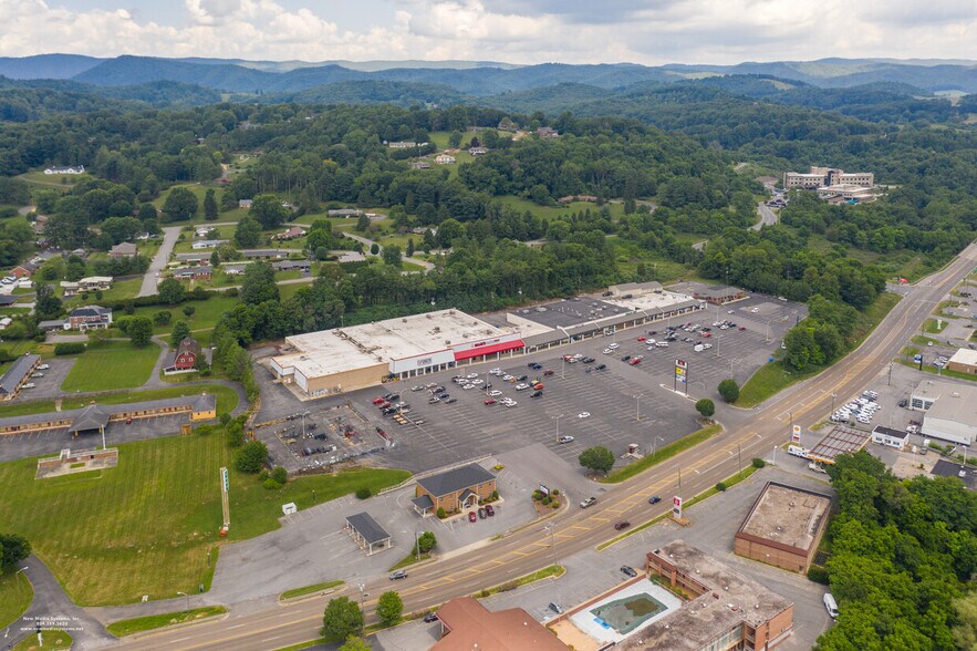 More Photos Of 1149 N Main St, Marion Unknown For Lease