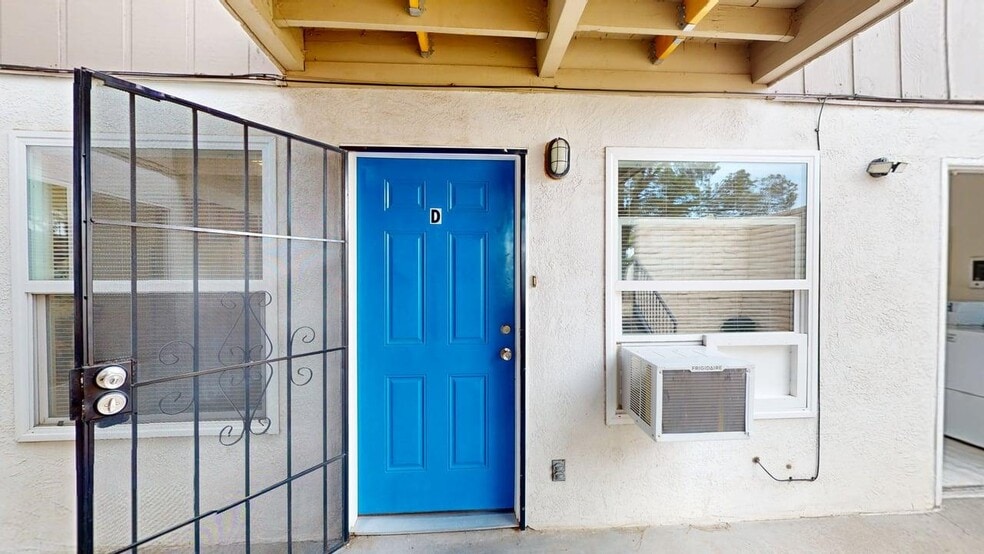 More Photos Of 12404 Rosemont Ave NE, Albuquerque Multifamily For Sale