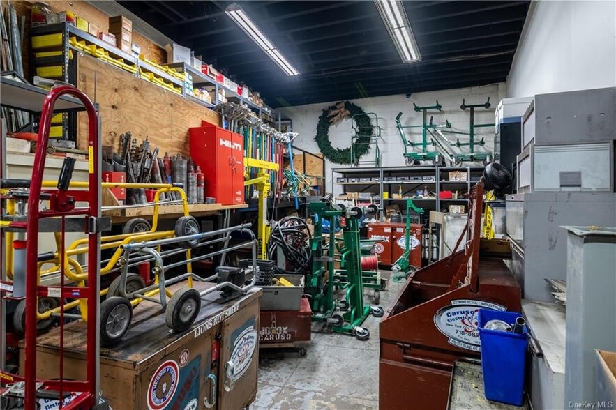 More Photos Of 412 City Island Ave, Bronx Warehouse For Sale