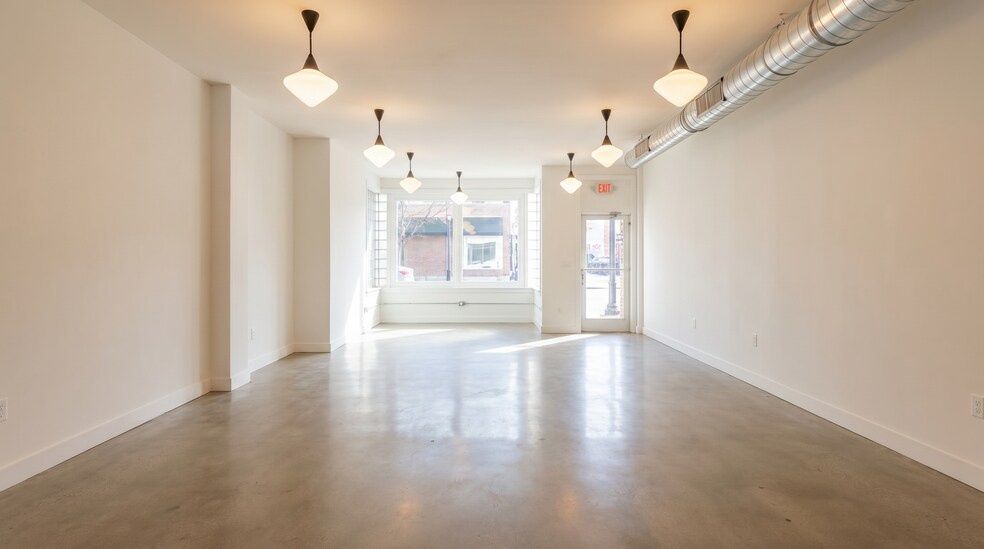 More Photos Of 131 E Hargett St, Raleigh Office For Lease
