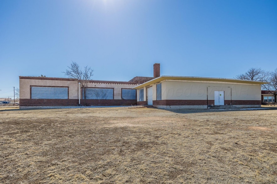More Photos Of 2800 NW 9th St, Amarillo Schools For Sale